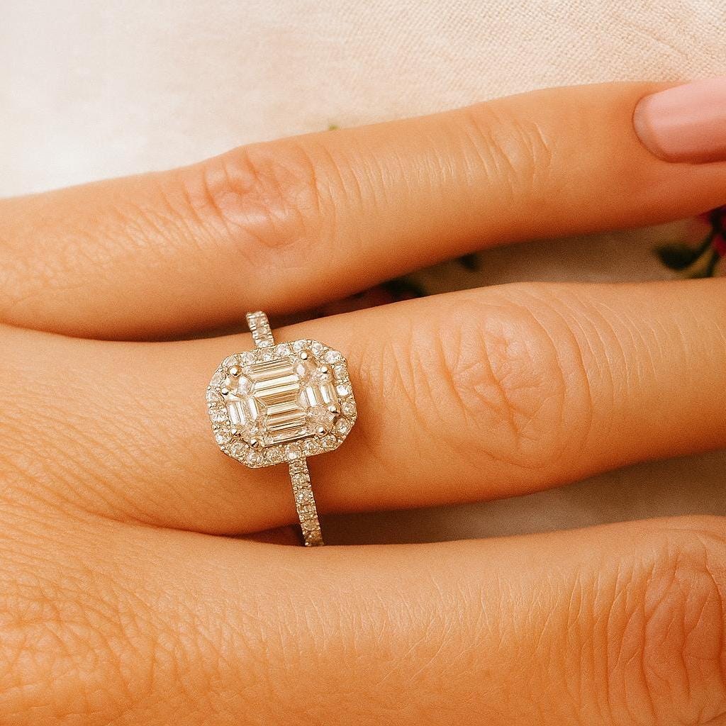 ANILLO ORO Blanco de 18 Kilates con Brillantes