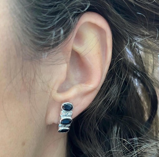 [P 1050] PENDIENTE BRILLANTES y Zafiros en Oro Blanco  de 18 kilates