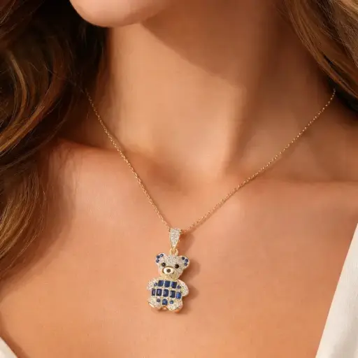 [Ca 47] COLGANTE Oso con Circonitas y Zafiros montado en Oro Amarillo de 18 kilates